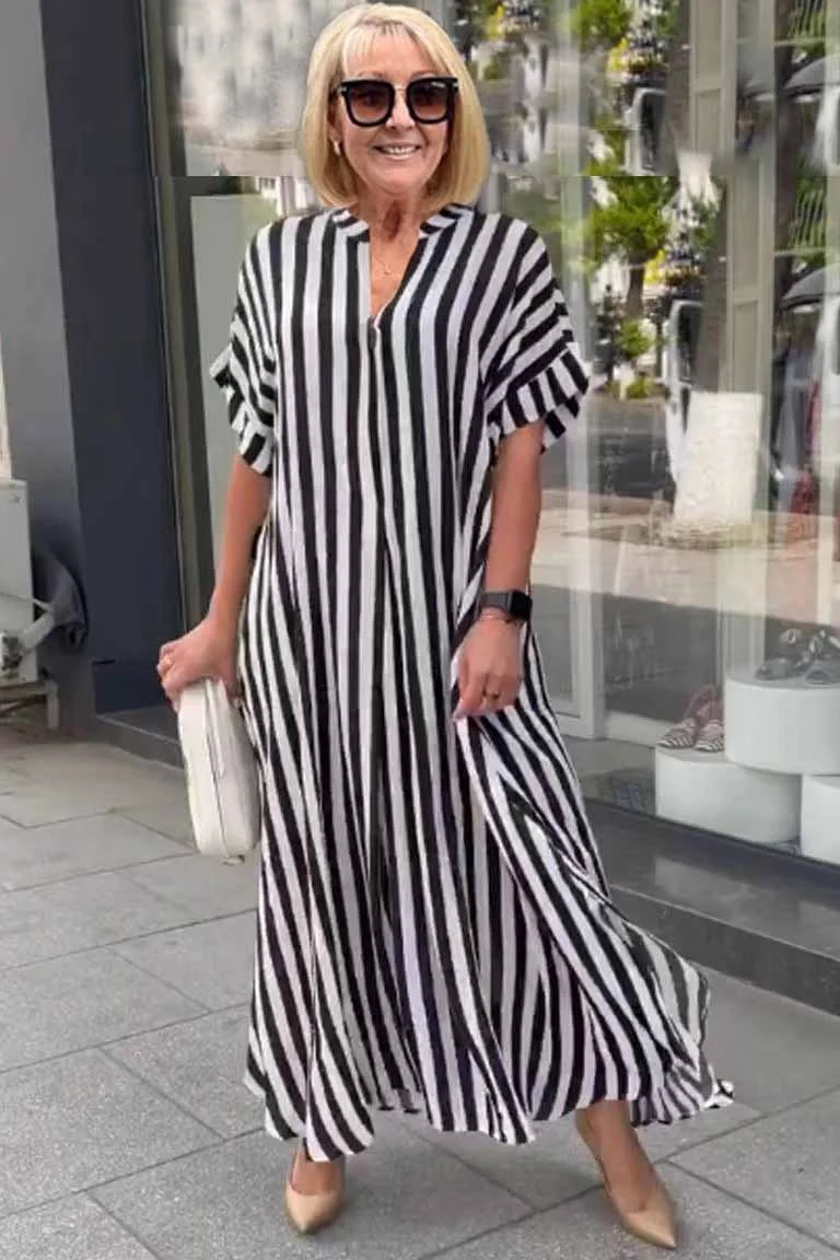 MP | Dámske boho šaty Selena s krátkymi rukávmi a rozdeleným pruhovaným svetrom